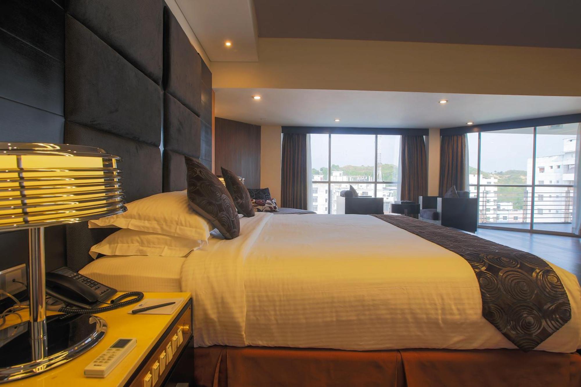 Long Beach Hotel Cox's Bazar Exterior photo