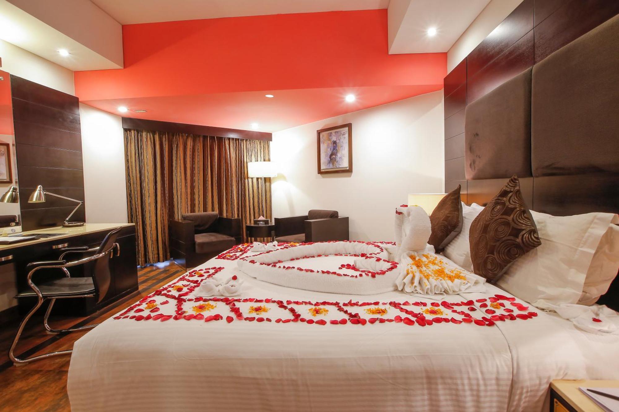 Long Beach Hotel Cox's Bazar Exterior photo
